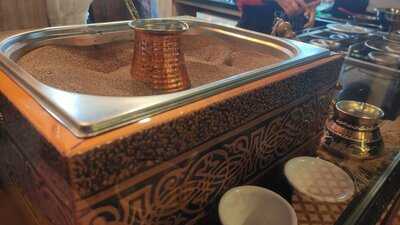 Craving Knafeh, Middle East Sweets