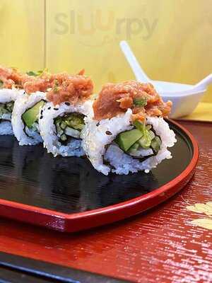 Mitsunori Ichikawa Ramen & Sushi