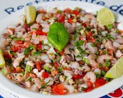 Mariscos La Ola De Sabores