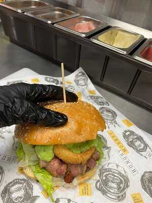 Hungry Monkey Merida