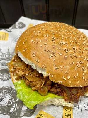 Hungry Monkey Merida