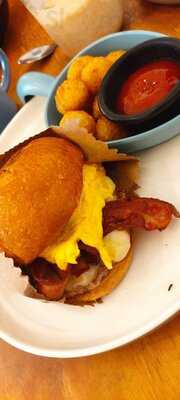 Cucu - Bistro & Coffee