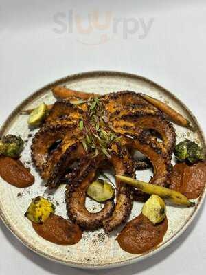 Drago Cevicheria & Sushi Bar