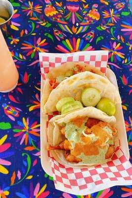 Tacos Capeados Revolucion