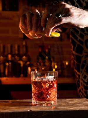 Tierra Seca Mezcaleria