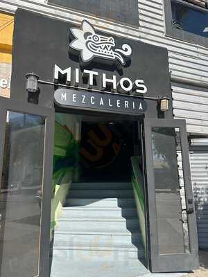 Mithos Mezcal