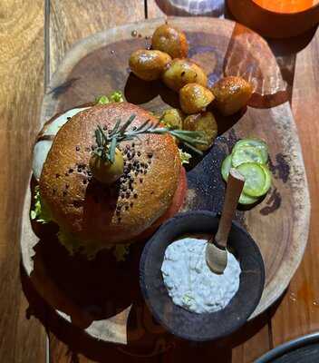 Tribu Restaurant & Beach Club