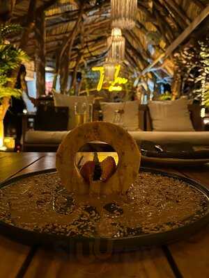 Tribu Restaurant & Beach Club