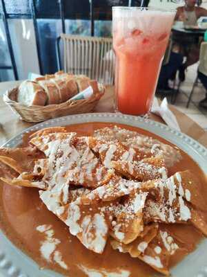 Piloncillo Cocina & Café