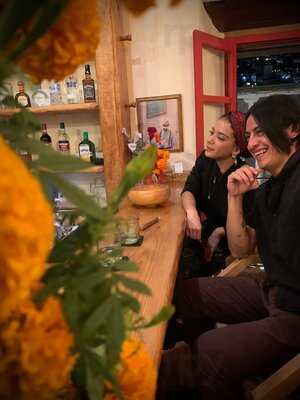 Borikén Ron Y Tapas