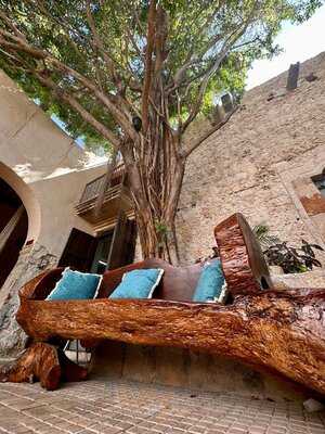 Nakuh Cocina De La Selva Maya