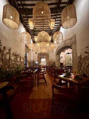 Nakuh Cocina De La Selva Maya