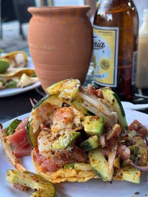 Las Buchona’s Tostadas Del Norte