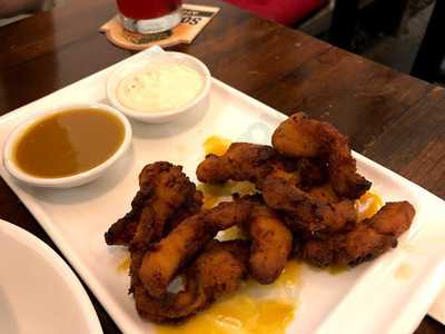 Salud Tapas Bar & Restaurant