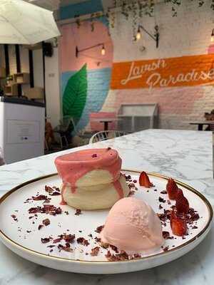 Lavish Fusion Bakery