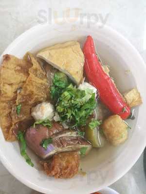 Shui Xian Su Shi Yuan Vegetarian Food