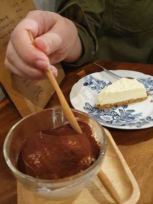 Sayyid Antique & Cafe