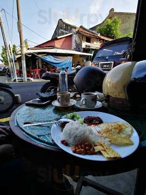 Sayyid Antique & Cafe