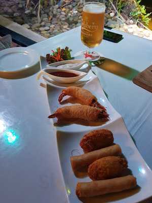 Thirty Two At The Mansion