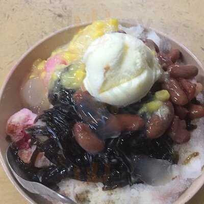 Presgrave St. Hawker Stalls (3rd Rd.)