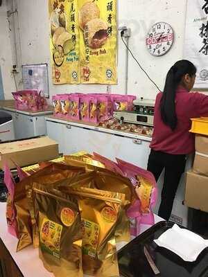 Hangout Station-hock Kee Confectionery