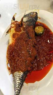 Hainamko Chicken Rice