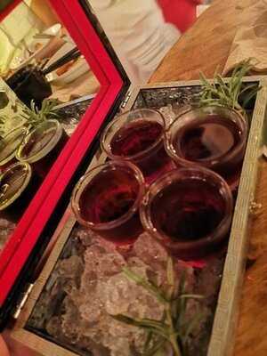 Hanjan Eatery.soju Bar