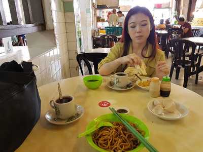 Long Hiang Coffee Shop