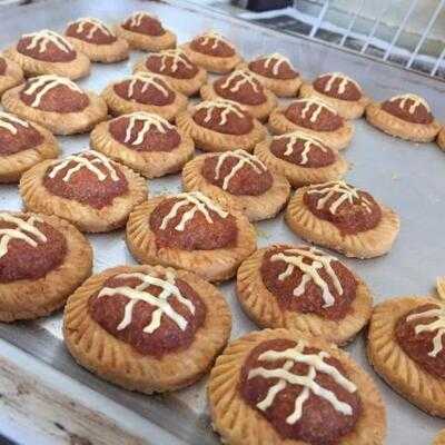 Bee Bee Pineapple Tart  House