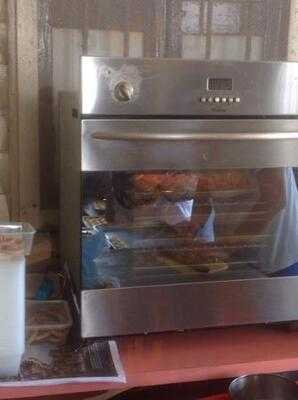 Bee Bee Pineapple Tart  House