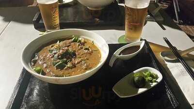 Beach Blanket Babylon