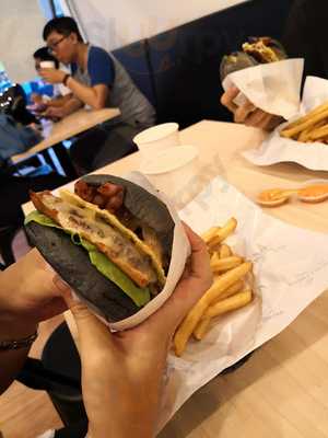 Spade's Burger Pulau Tikus