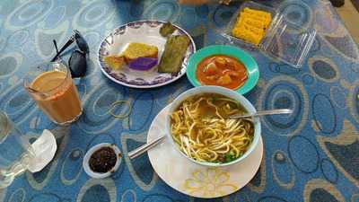 Perhentian Kuih Kampung