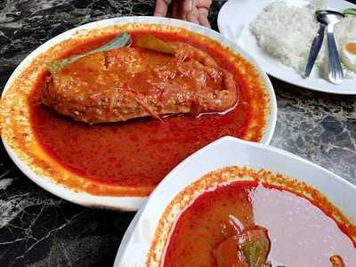 Perhentian Kuih Kampung