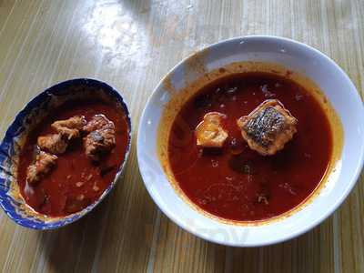 Perhentian Kuih Kampung