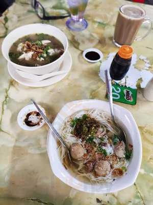 Warung Hajjah Robiah