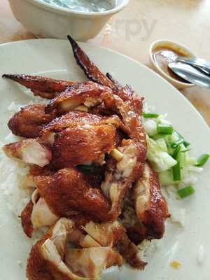 Tong Seng Hainanese Chicken Rice