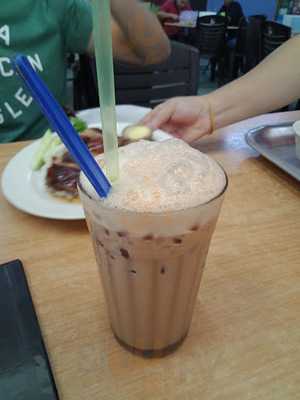 Tong Seng Hainanese Chicken Rice