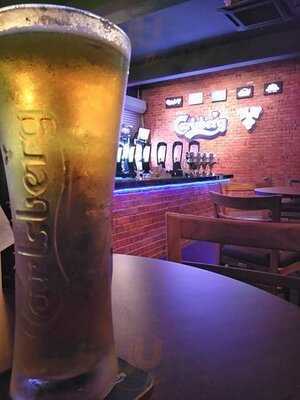 Flying Dutchman Bar & Bistro