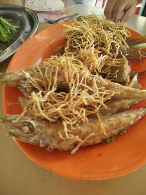 Yeh Lin Seafood Steamboat