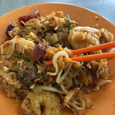 Lorong Selamat Fried Oyster & Char Hor Fun