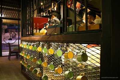 Calefe Hauz Gastro Cafe