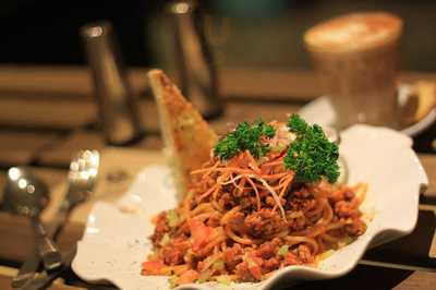 George: Booze & Bites