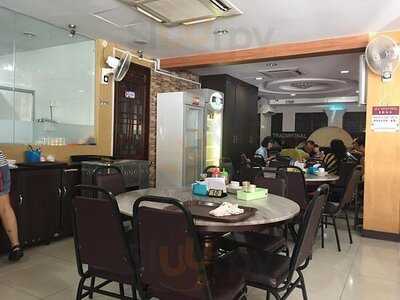 Zhong Hua Dim Sum Restaurant