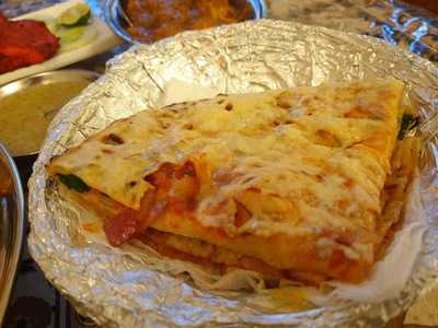 Food & Tea Hong Kong Restaurant