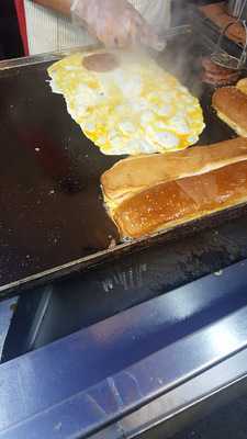 Midnight Burger Station