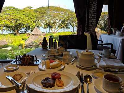 Borabora Georgetown Beach Bistro And Guesthouse