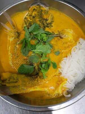 444 Kong Loy Food & Beverage