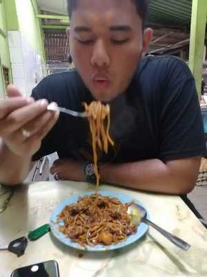 Hussain Mee Goreng