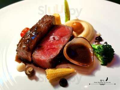 Platform 9&3 Quarter Fine Dining And Cellar